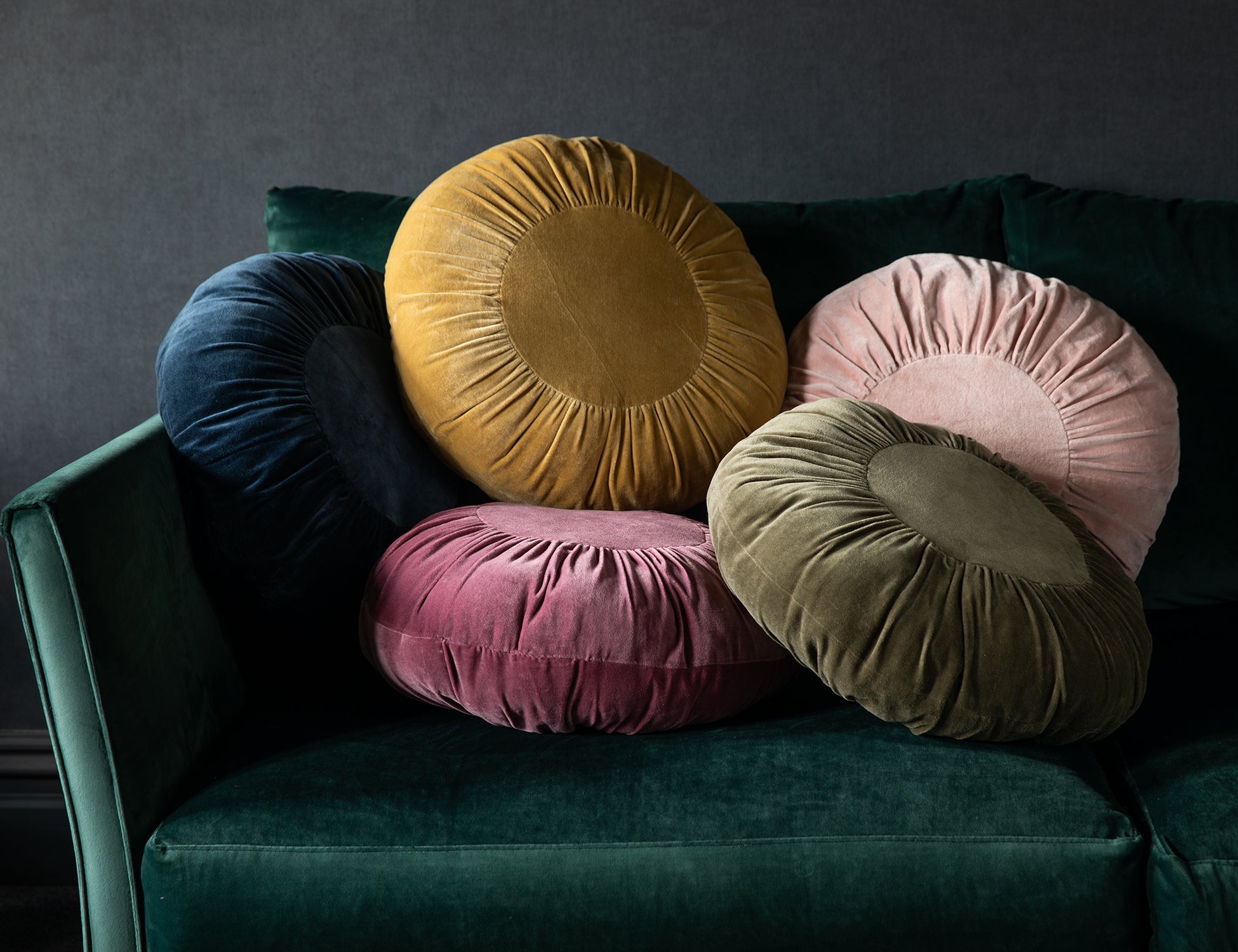 5 styling tips for cushions