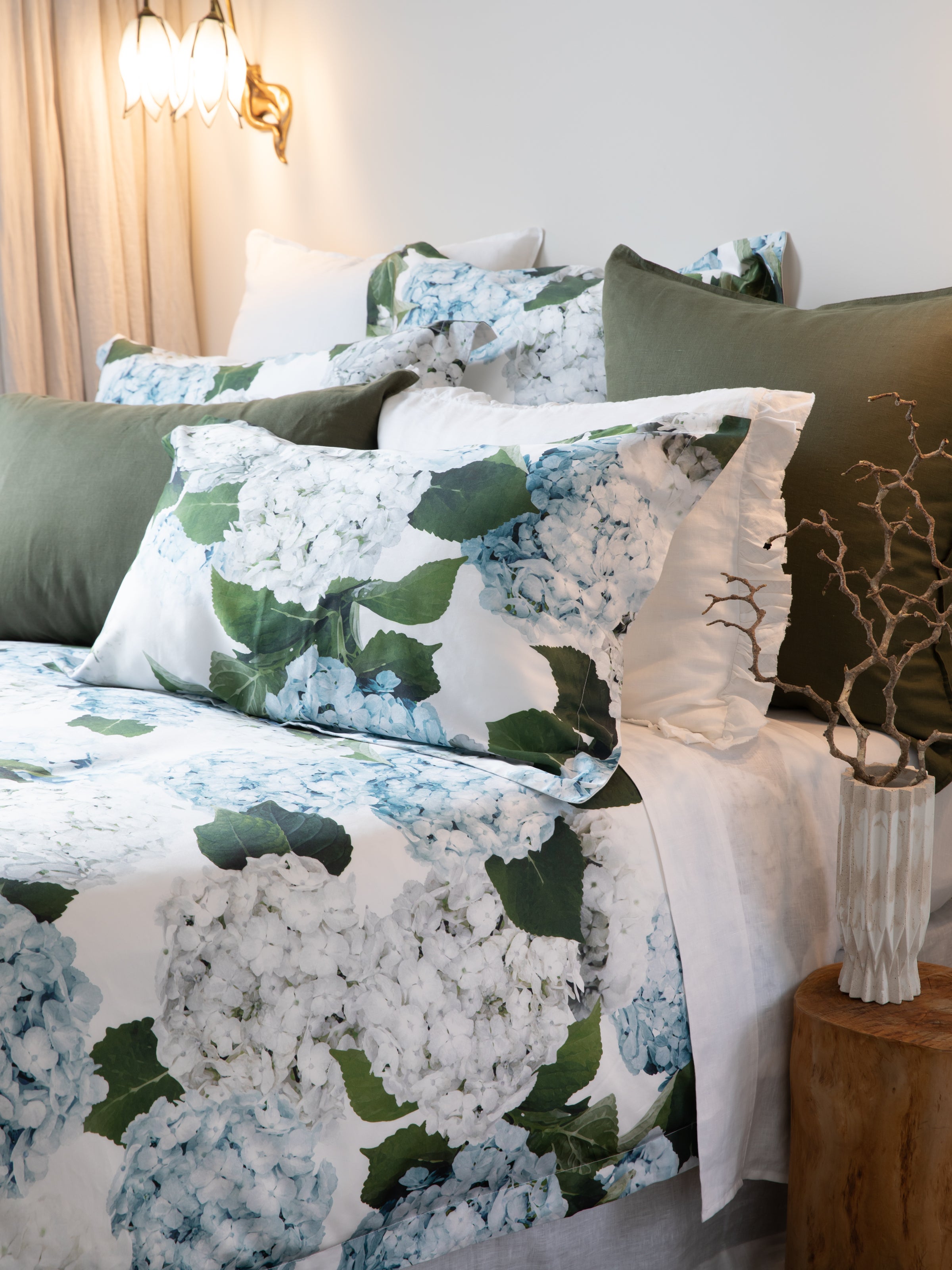 hydrangea bed linen