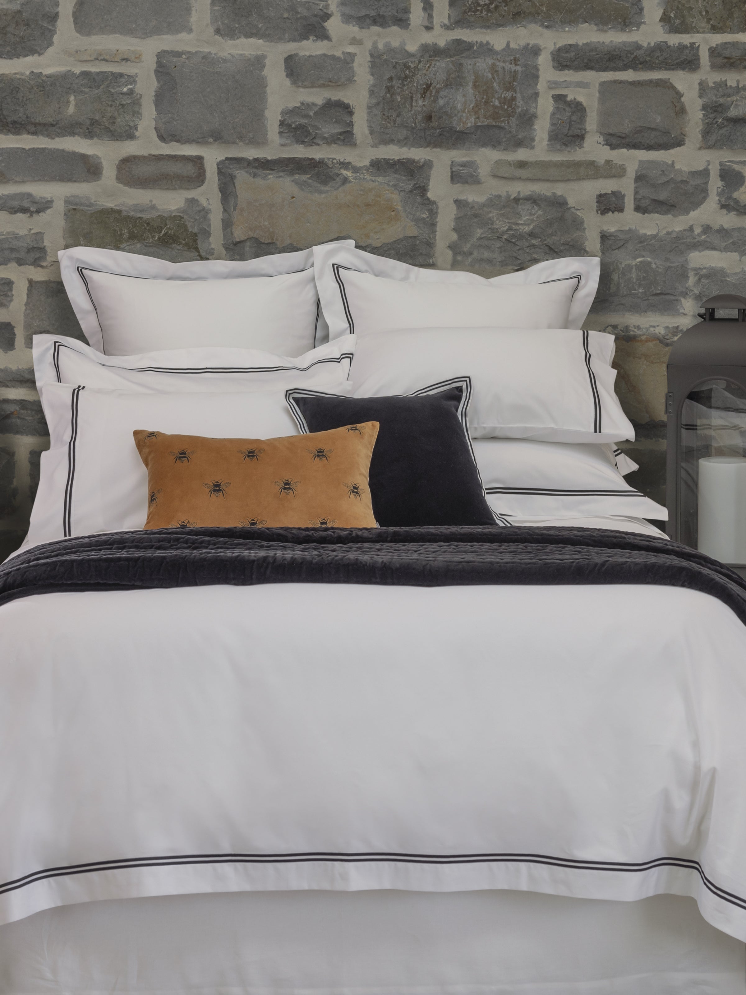 Black oxford pillowcases best sale