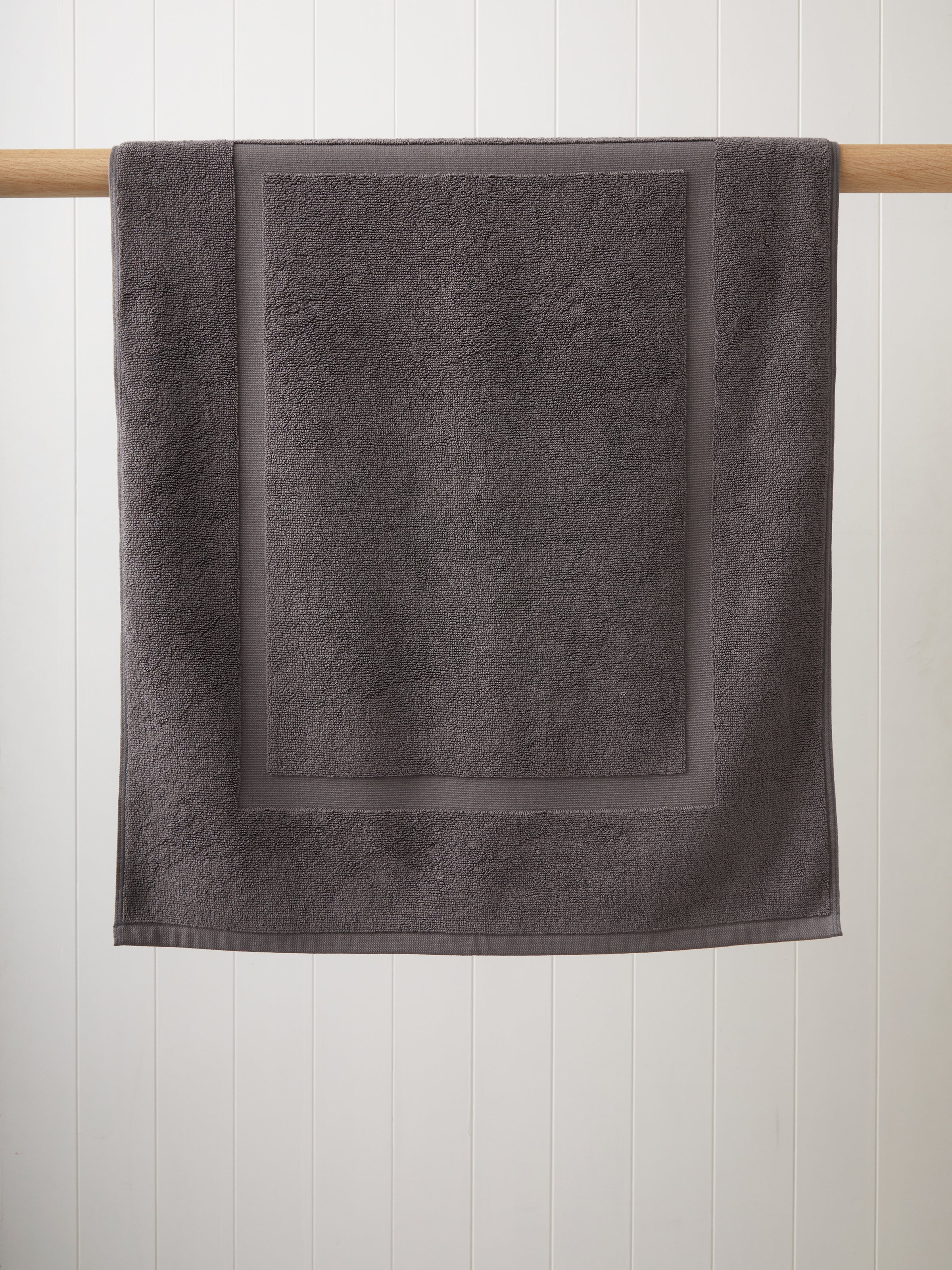 The range towels and bath online mats